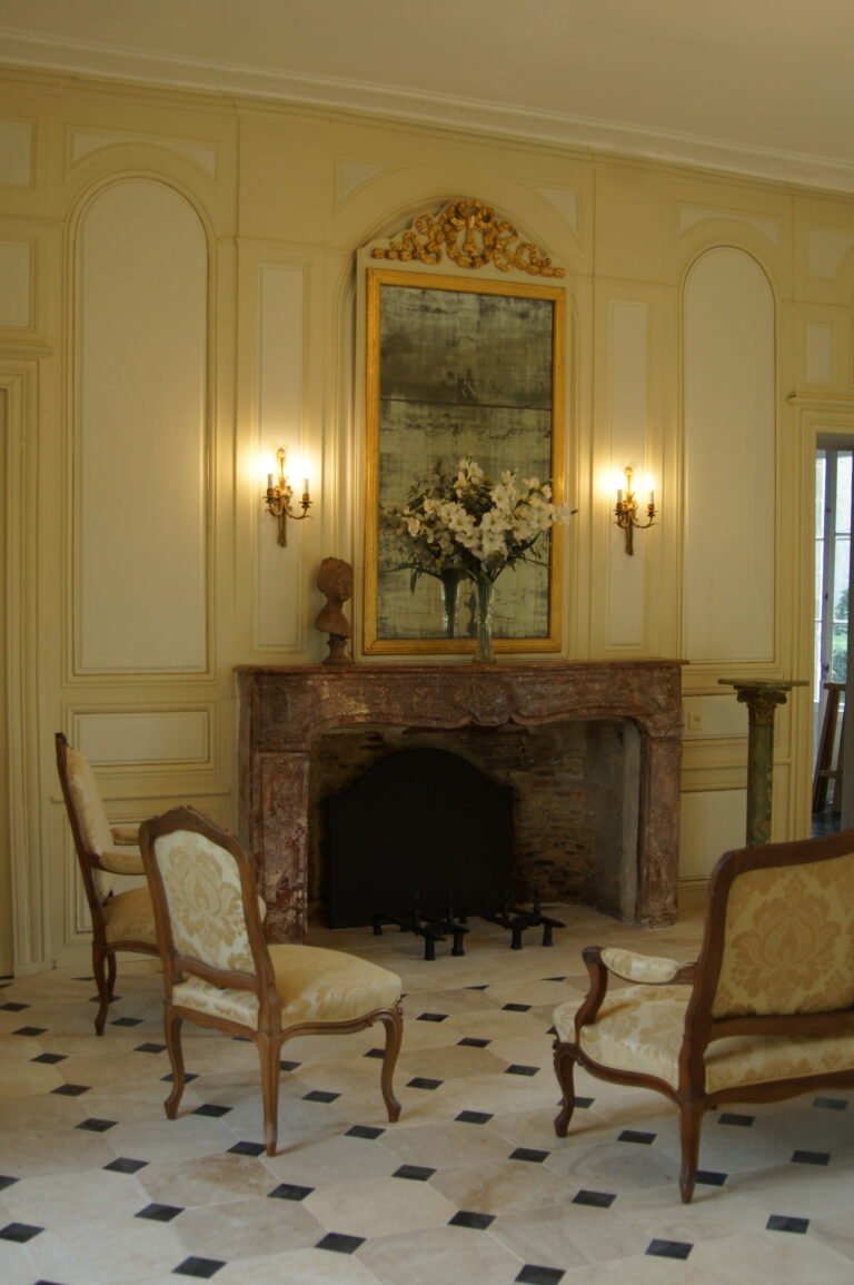Salons restaurés du Château de Blossac grâce aux dons de la Fondation du patrimoine